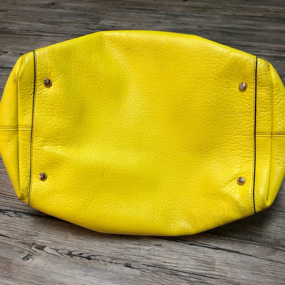 Kate Spade Handbag ☀️ - Picture 3 of 6